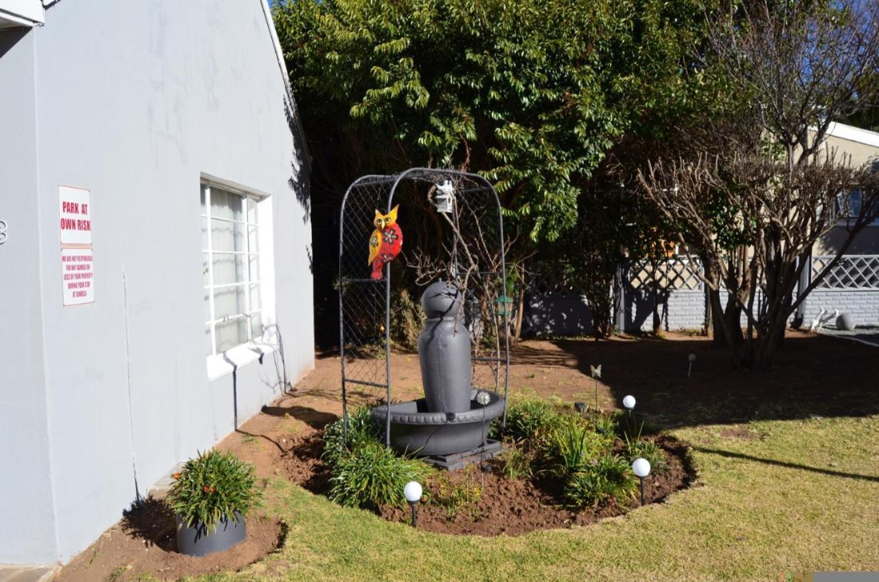 Sondela Bed & Breakfast Hotel Aliwal North Exterior photo