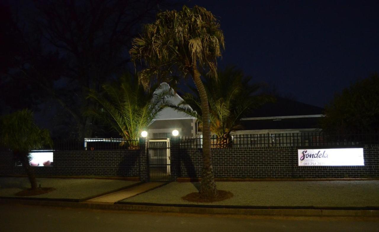 Sondela Bed & Breakfast Hotel Aliwal North Exterior photo